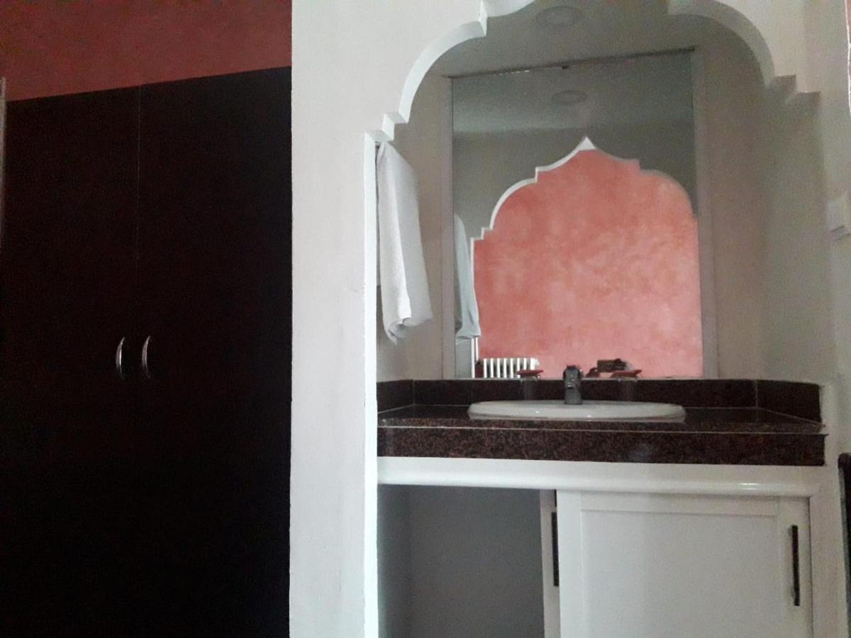 Hotel Velleda Rabat Buitenkant foto